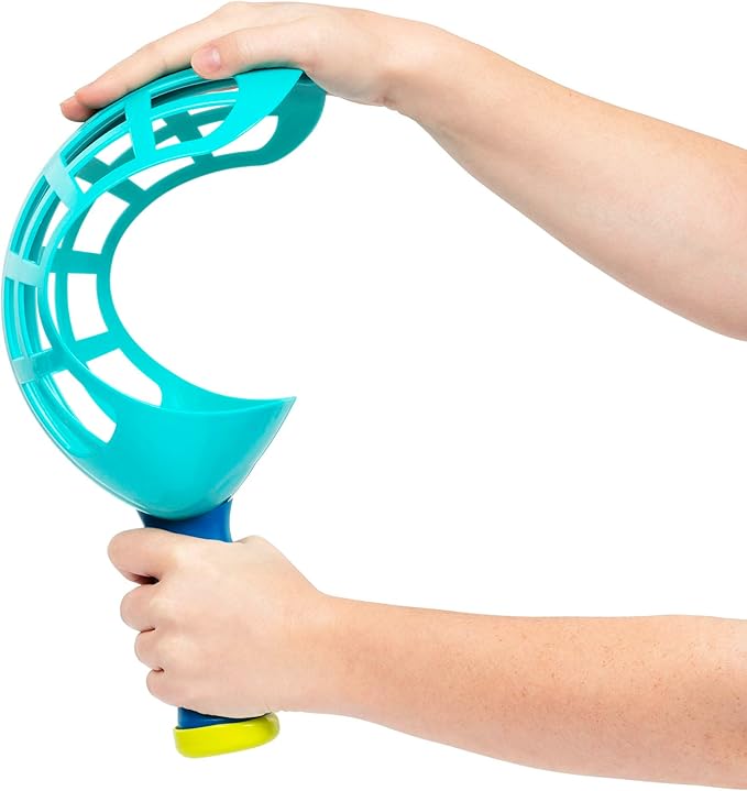 Battat – Classic Scoop & Toss Playset – 4 Pieces Catch & Throw Game – Coordination & Physical Activity – Outdoor, Summer Toys – 5 Years + – Catch A Ball Playset