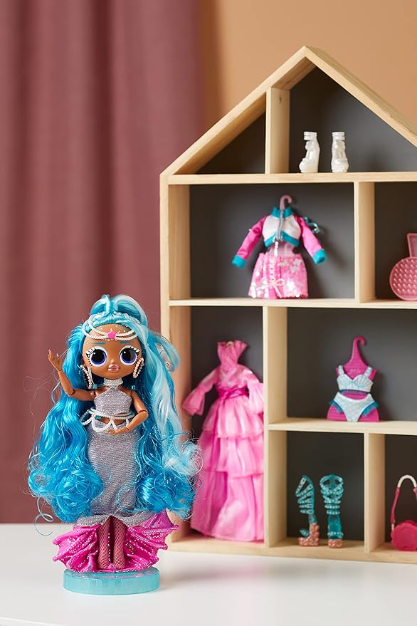 LOL Surprise OMG Queens Splash Beauty Fashion Doll