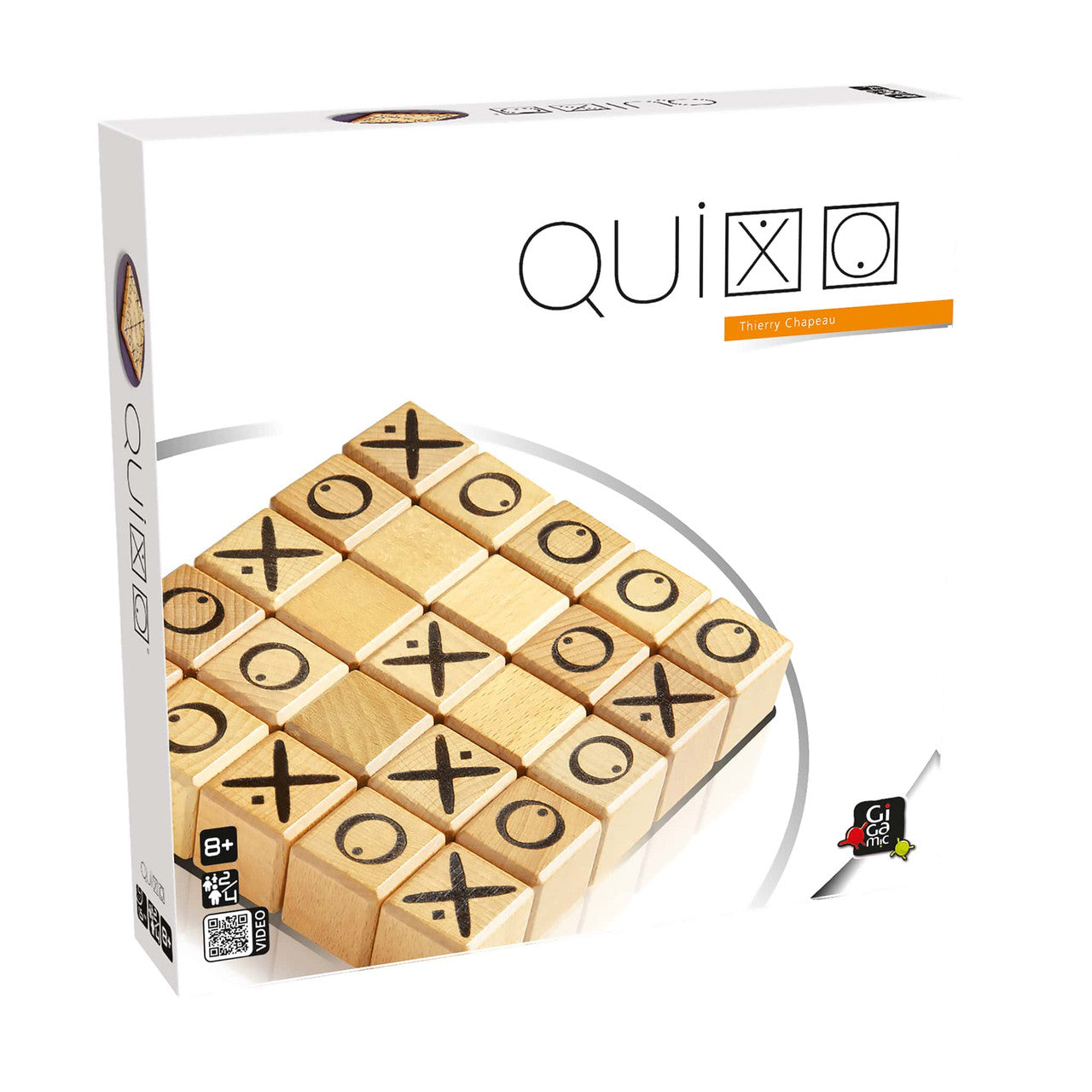 Box of Quixo wooden puzzle game with wooden blocks and 'Quixo' branding.
